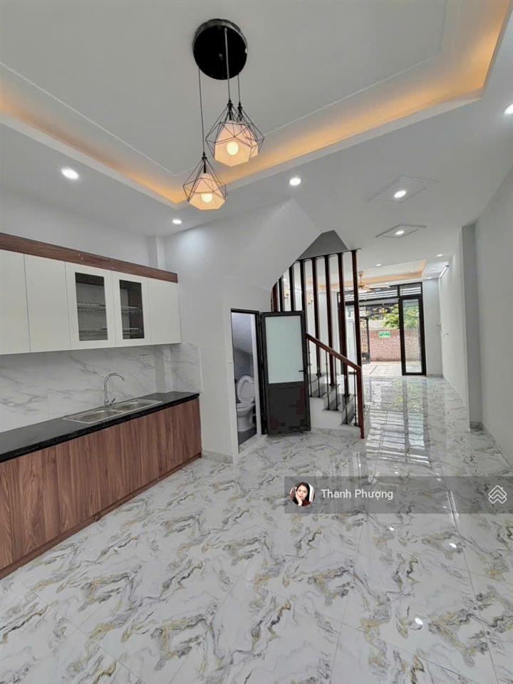 Tiếp tục giảm giá siêu phẩm ô tô đỗ cửa. chỉ còn 4.25 tỷ (ngon  bổ  rẻ là có thật)  0966 929 ***