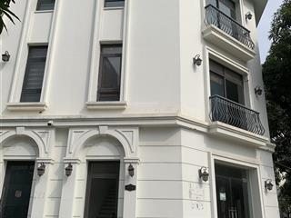 Cho thuê nhà vị trí hoa hậu vinhomes green bay, mễ trì