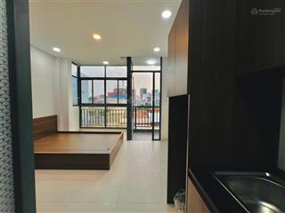 Cho thuê căn hộ quận 1 gần bùi viện, nguyễn huệ, ngã 6 phù đổng, ban công full nội thất, thang máy