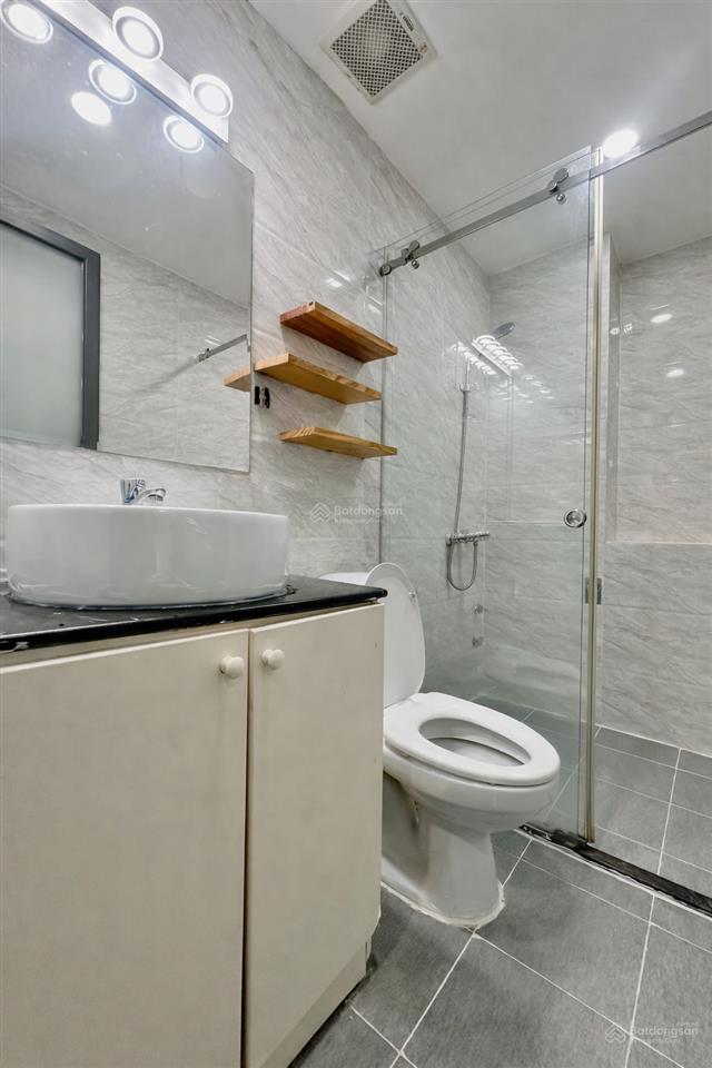 Cho thuê căn hộ quận 10 gần vạn hạnh mall, ga sài gòn cmt8 đầy đủ nội thất ban công, máy giặt riêng