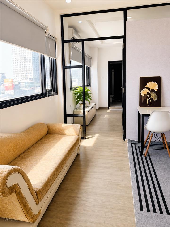 Cho thuê căn hộ hoàng sa, quận 3, gần chùa pháp hoa, mặt tiền, thang máy, view bờ kênh