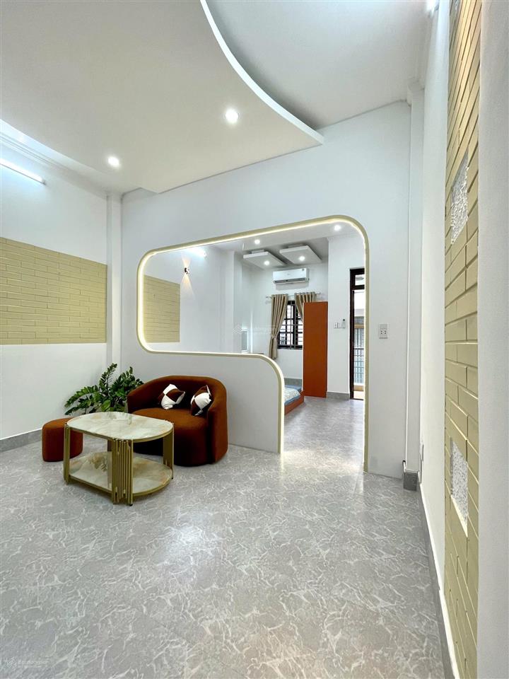 Cho thuê căn hộ quận 1 gần bùi viện, nguyễn huệ, ngã 6 phù đổng, ban công full nội thất, máy giặt
