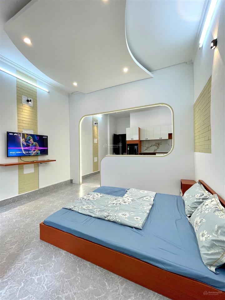 Cho thuê căn hộ quận 1 gần bùi viện, nguyễn huệ, ngã 6 phù đổng, ban công full nội thất, máy giặt
