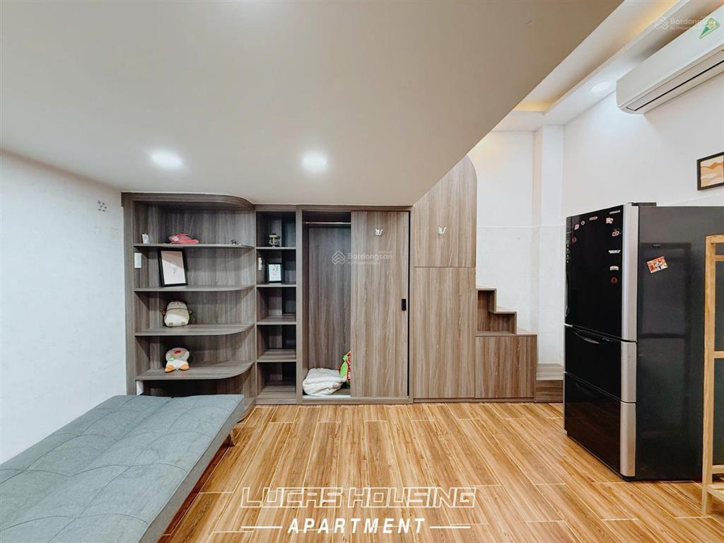 Cho thuê căn hộ có gác quận 1 gần bùi viện, chợ bến thành, full nội thất tách bếp, thang máy duplex