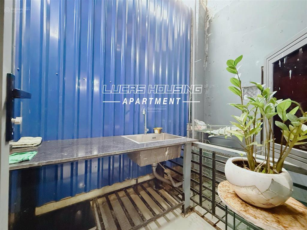Cho thuê căn hộ có gác quận 1 gần bùi viện, chợ bến thành, full nội thất tách bếp, thang máy duplex