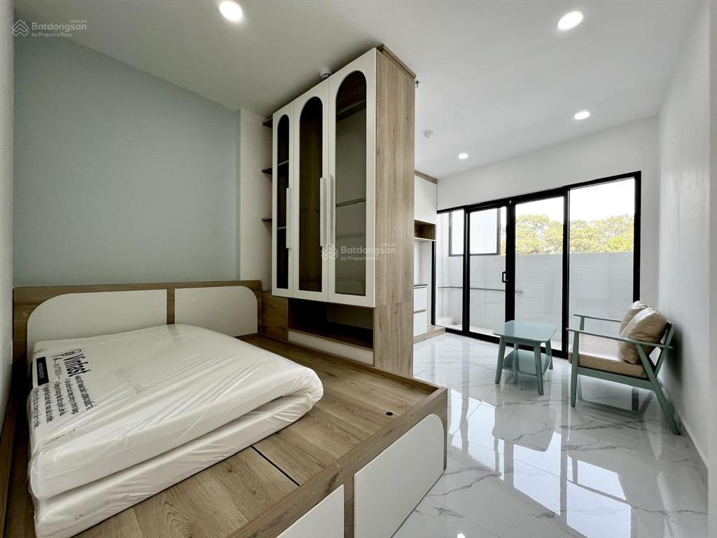 Cho thuê căn hộ 40m2 quận 5 gần đh sài gòn, đh y dược full nội thất có ban công thang máy máy giặt