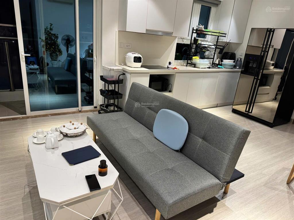 Cho thuê căn hộ 2pn  72m2 full nội thất tại the link 345 ciputra hà nội vào ở được luôn