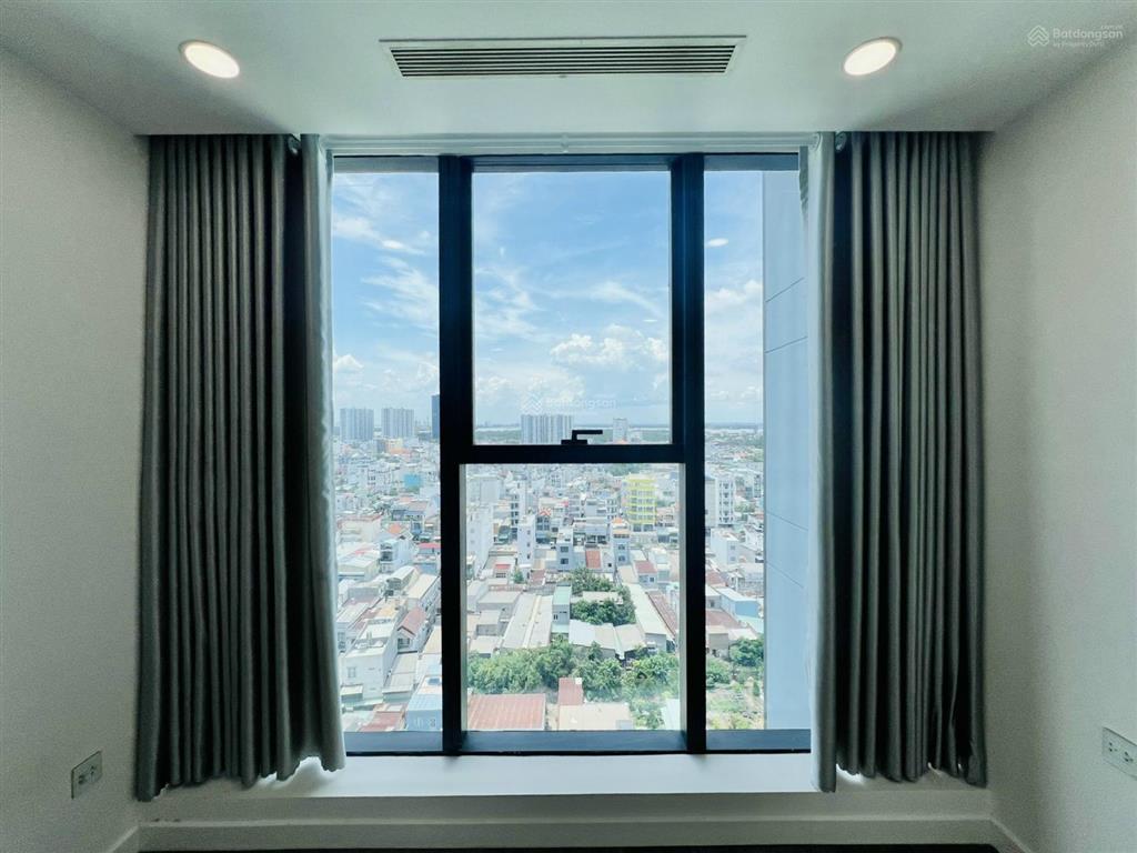 Cho thuê sunshine sky city 2pn ntcb, giá từ 13tr hỗ trợ thương lượng thêm.  em diễm 0845 039 ***