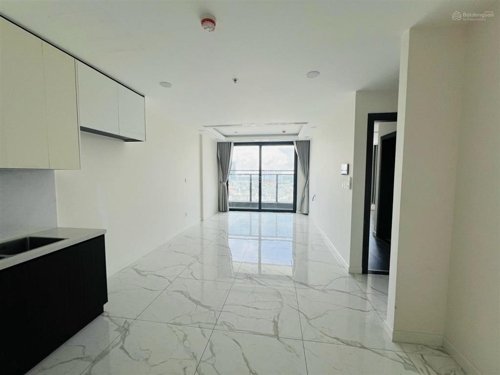 Cho thuê sunshine sky city 2pn ntcb, giá từ 13tr hỗ trợ thương lượng thêm.  em diễm 0845 039 ***