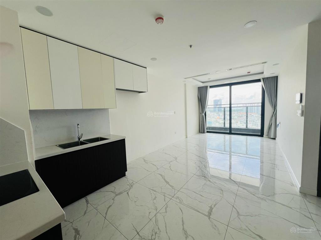 Cho thuê sunshine sky city 2pn ntcb, giá từ 13tr hỗ trợ thương lượng thêm.  em diễm 0845 039 ***