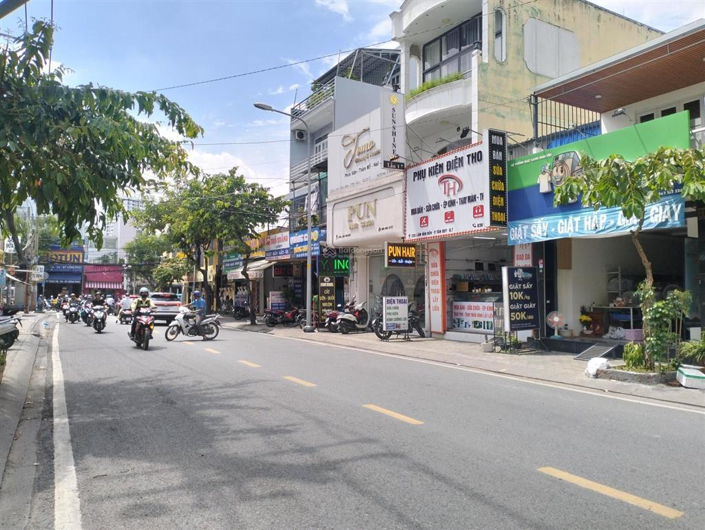 Mặt tiền lâm văn bền (4,8 x 17) 4 tầng. giá 19,5 tỷ