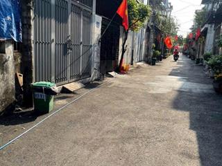 Nhà 2 mặt tiền hẻm ô tô đường lâm thị hố, tân chánh hiệp, q12 dt 68m2 (4m x 17m) 1 trệt 1 lầu