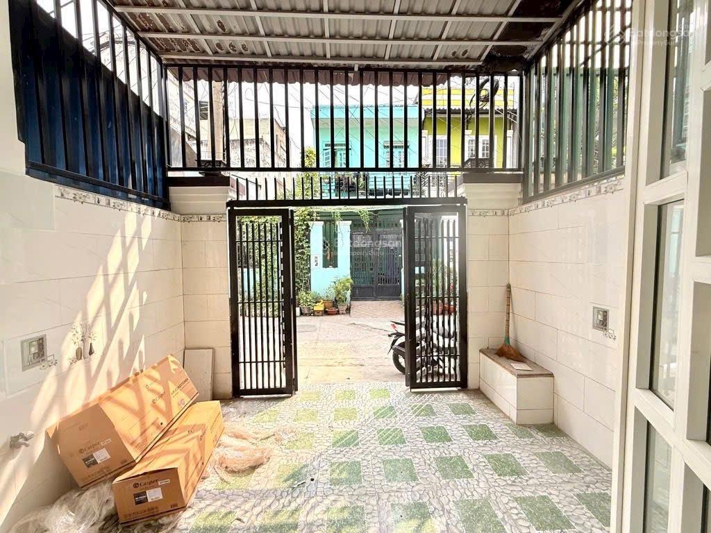 Nhà 2 tầng phan văn hớn, trung mỹ tây, q.12 dt 53m (4,1m x 13m) giá chỉ 3,8 tỷ nhà 2 tầ