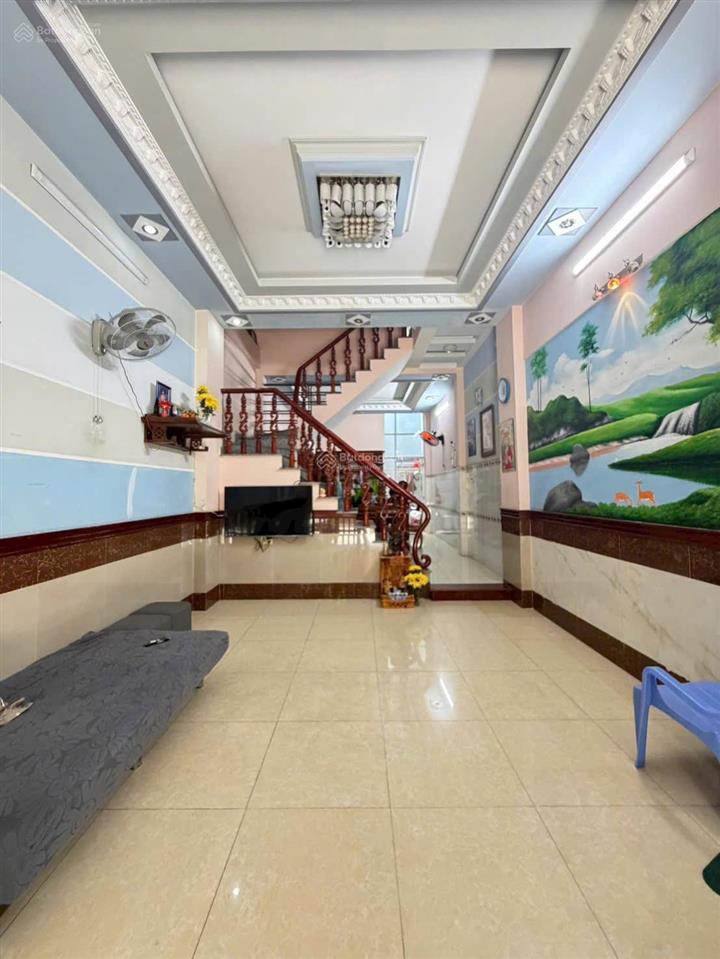 Nhà 3 tầng lâm thị hố tân chánh hiệp, q. 12, hẻm 5m ô tô tránh nhau, giá chỉ 4,89tỷ, diện tích 55m2