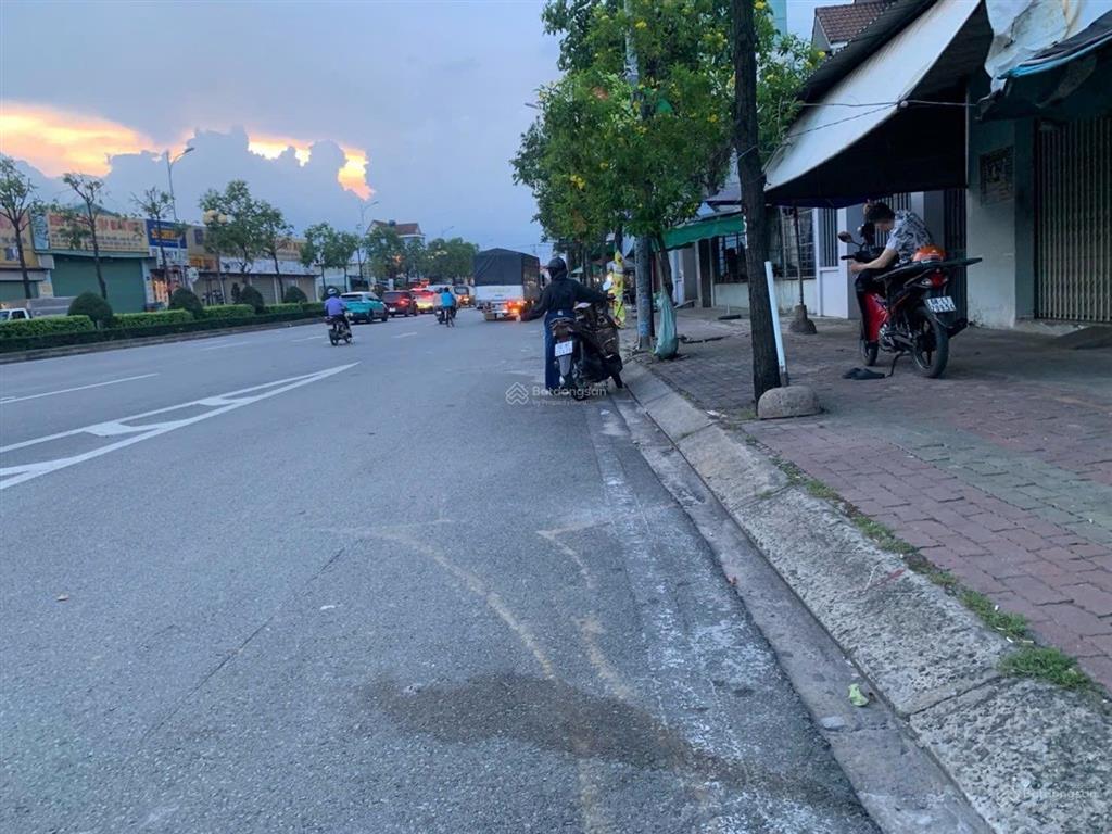 Đất thổ cư mặt tiền hà huy giáp, p. thạnh lộc, q.12 90m (6,8514m) đường 30m 6,280 tỷ