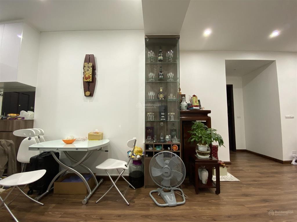 Cần chuyển nhượng căn hộ chung cư hoà phát 257 giải phóng đã có sổ đỏ. lvcc  miễn trung gian