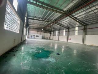 Cho thuê 900m2 nhà xưởng bến cát bình dương (hcm) pccc tự động