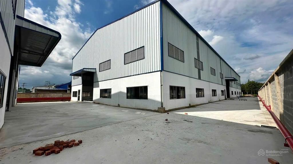 Cho thuê 4.373m2 nhà xưởng mới tại vĩnh tân tân uyên bình dương