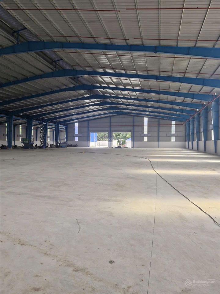 Cho thuê 4.620m2 nhà xưởng bến cát bình dương có cho thuê 1/2 theo phân xưởng