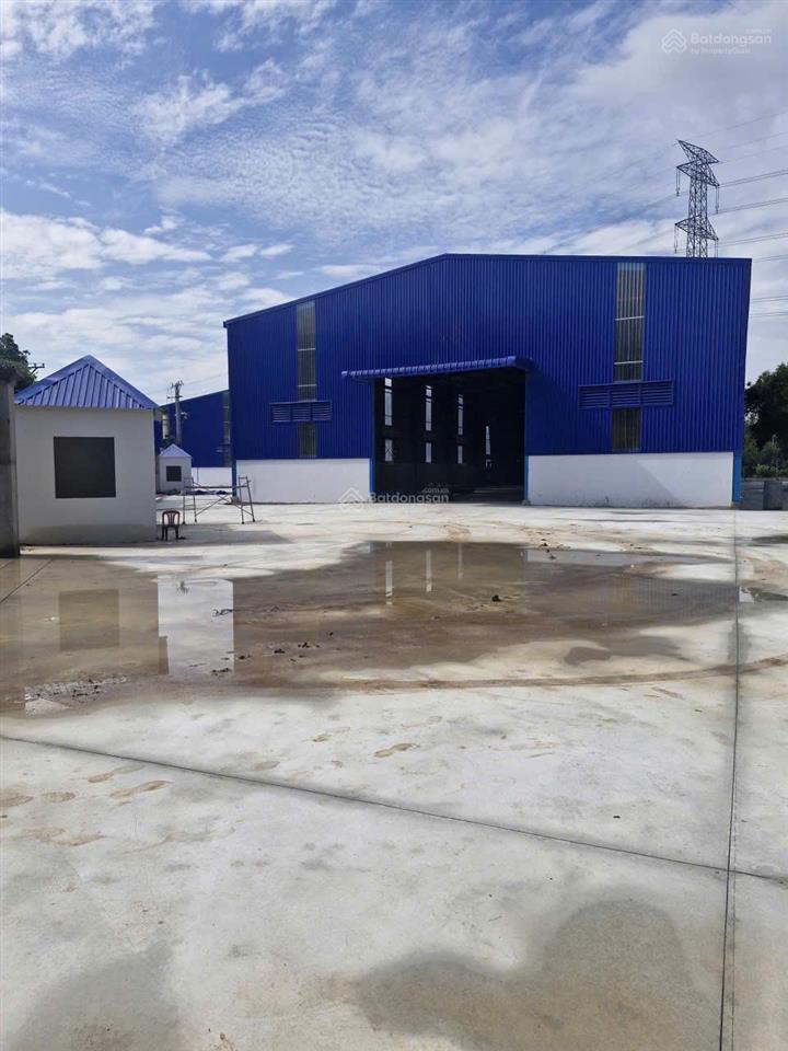 Cho thuê 4.620m2 nhà xưởng bến cát bình dương có cho thuê 1/2 theo phân xưởng