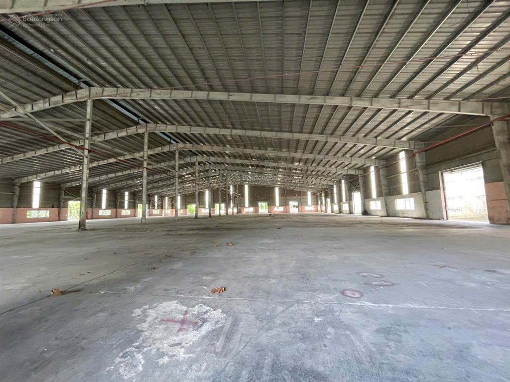 Cho thuê 6.358m2 nhà xưởng trong kcn nam tân uyên  bình dương