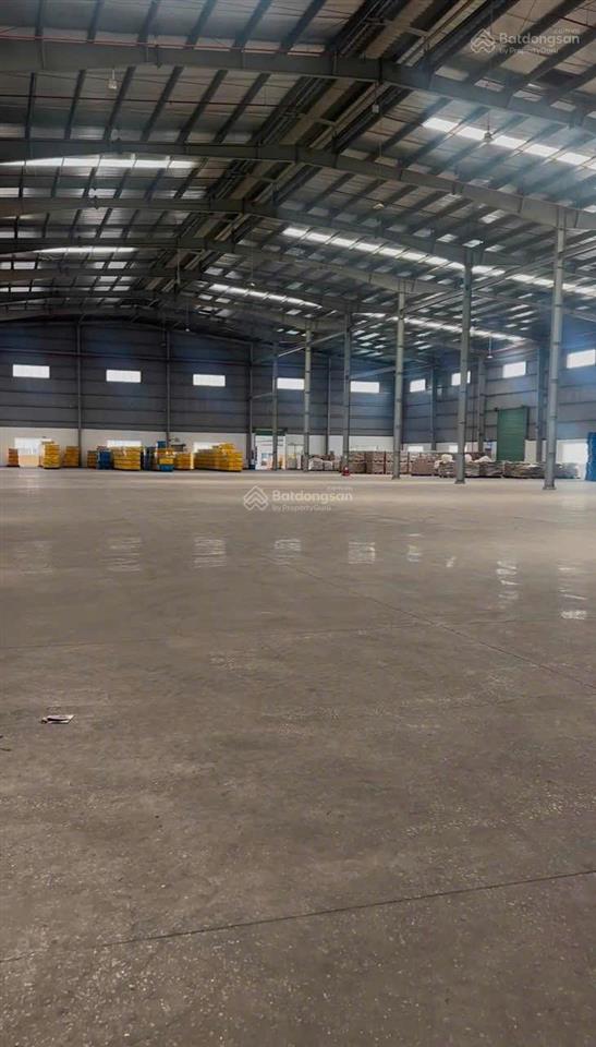 Cho thuê 14.000m2 nhà xưởng trong kcn mỹ phước bến cát  bình dương giá ~ 90.965đ / m2 / tháng