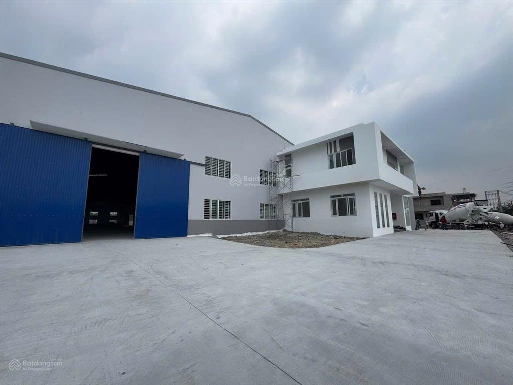 Cho thuê 4.000m2 nhà xưởng trong kcn tp. mới  thủ dầu một bình dương