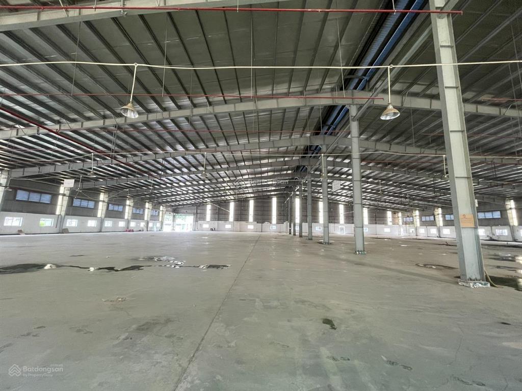 Cho thuê 6.358m2 nhà xưởng trong kcn nam tân uyên  bình dương giá 595tr/th