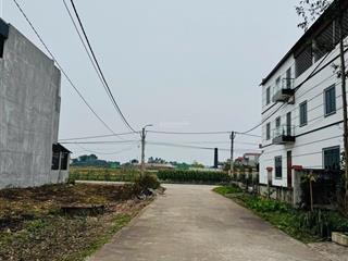 Đón sóng hạ tầng  đất làn 2 trước mặt kcn nghĩa hưng đang san lấp