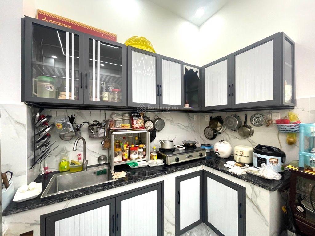 Bán nhà hẻm xe tải lê hồng phong q. 10, 4 tầng, mặt tiền rộng thênh thang, nhỉnh 10 tỷ