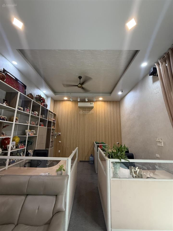 Bán biệt thự 2 mt hẻm xe hơi dt lớn đường mai thị lựu, tân định q.1 (dt 9,2x15m, hậu 9,5m) 38 tỷ