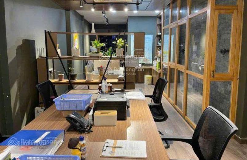 Giảm 5 tỷ bán tài sản hẻm xe hơi trần bình trọng, p4, q5 (dt 8x18m cn 150m2) hđt 100tr/th. giá 27tỷ