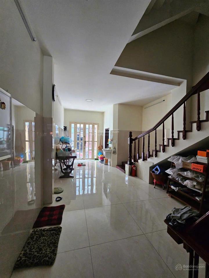 Bán lỗ chdv 7 tầng, 16 phòng, thang máy hxh thành thái, p.14, q.10 (dt4,3x18m) hđt 80tr giá 19,9tỷ