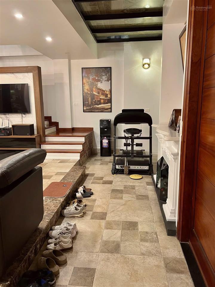 Nhà đẹp! chính chủ bán nhà phố vương thừa vũ  48m² 5 tầng full đồ  5m ô tô tránh  siêu thoáng