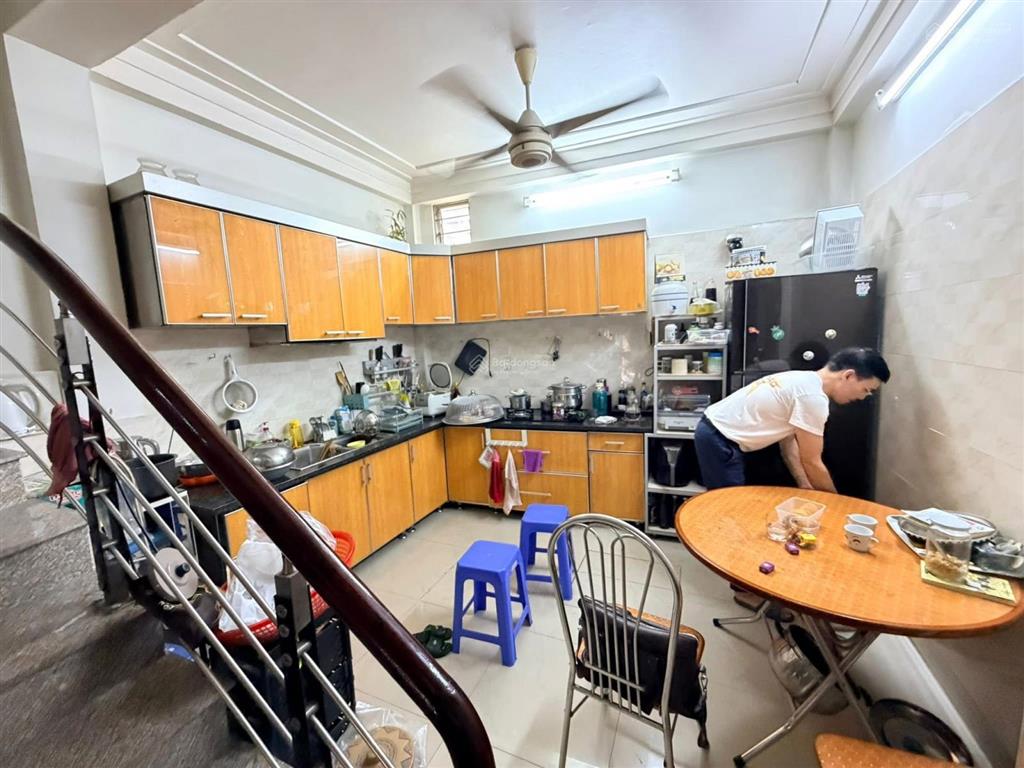 Chủ hạ 500tr! cần bán gấp nhà phố hồ tùng mậu 45m2 6 tầng  đang cho thuê  giá 10.3 tỷ ctl