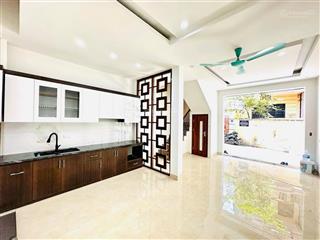 Chính chủ bán nhà hồ tùng mậu  40m²  5 tầng  vị trí cực đẹp  thiện chí  mua ngay