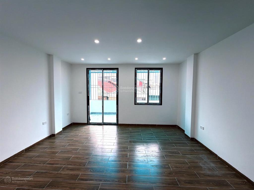 Bán nhà riêng tại phố trung kính, 11.2 tỷ, 49m2, giá cực chất, view đẹp