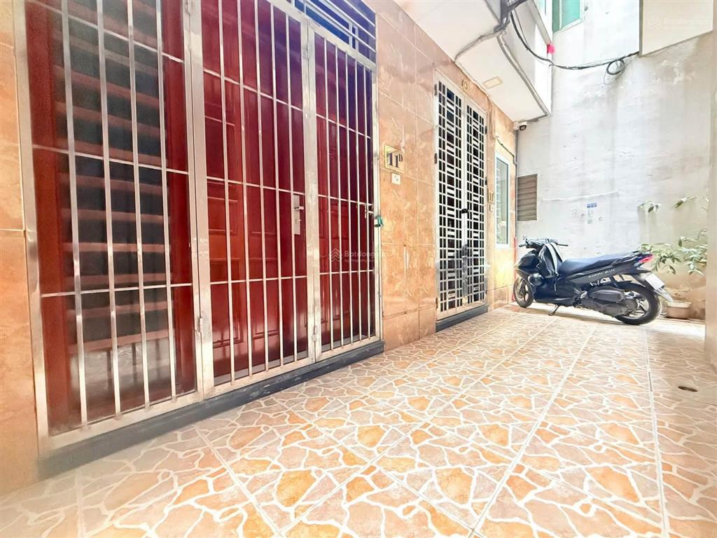 Nhà thật! chính chủ cần bán nhà phố trần thái tông  35m2 6 tầng kiên cố  gần phố  nhỉnh 8tỷ tl