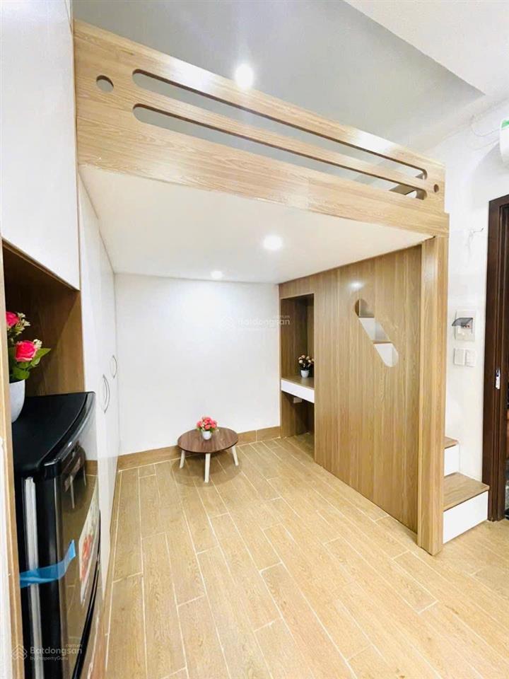 Bán đất phố mai dịch  hà nội, 50m2 mặt tiền 4,3m  cực gần ô tô tránh  2 mặt ngõ rộng