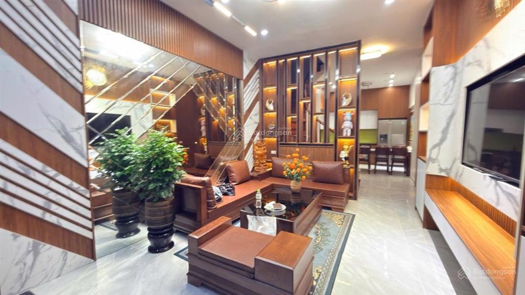 Giảm sâu! chính chủ bán nhà phố hồ tùng mậu 40m2 5 tầng, vị trí đẹp, full đồ  giá thương lượng