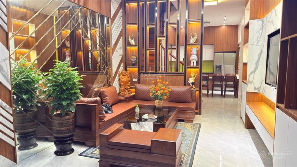 Giảm sâu! chính chủ bán nhà phố hồ tùng mậu 40m2 5 tầng, vị trí đẹp, full đồ  giá thương lượng