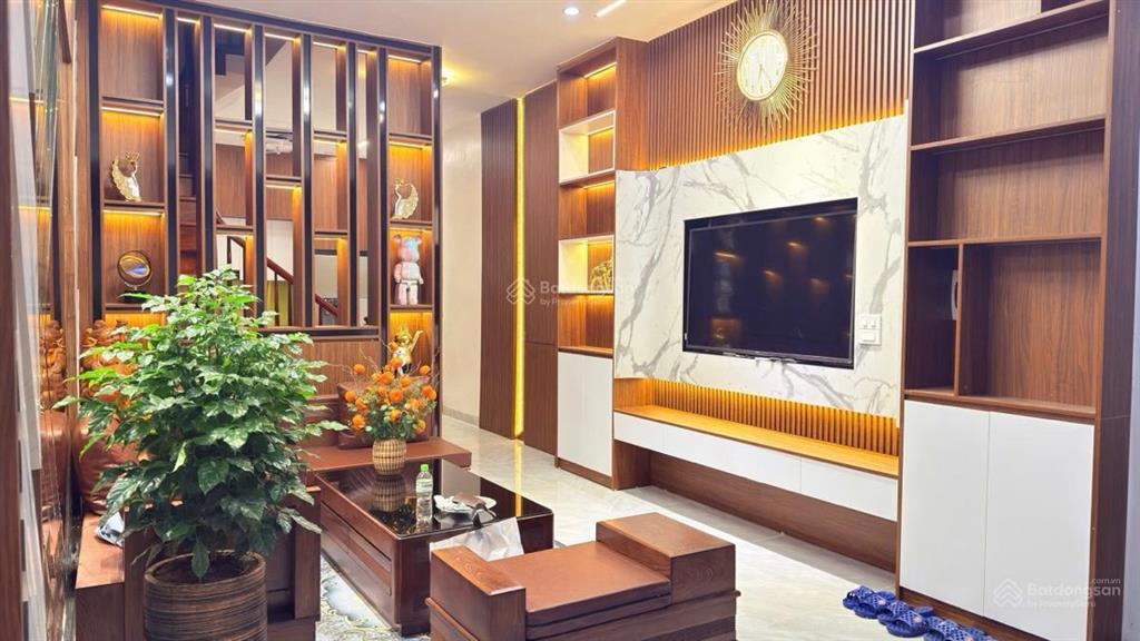 Giảm sâu! chính chủ bán nhà phố hồ tùng mậu 40m2 5 tầng, vị trí đẹp, full đồ  giá thương lượng