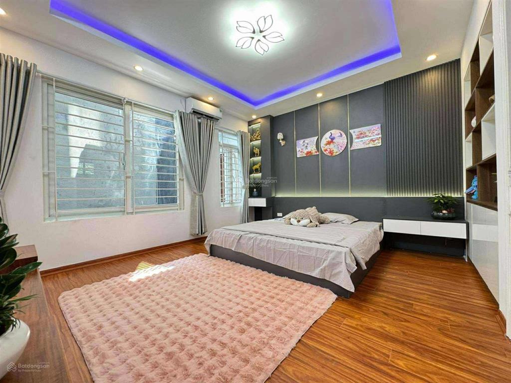 Bán nhà thật  phố trần duy hưng  50m2 6 tầng mặt rộng 2 thoáng  cách ô tô mặt phố 60m