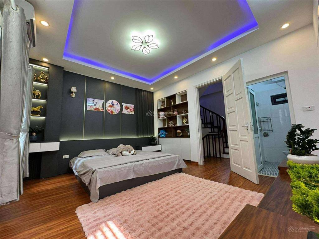 Bán nhà thật  phố trần duy hưng  50m2 6 tầng mặt rộng 2 thoáng  cách ô tô mặt phố 60m