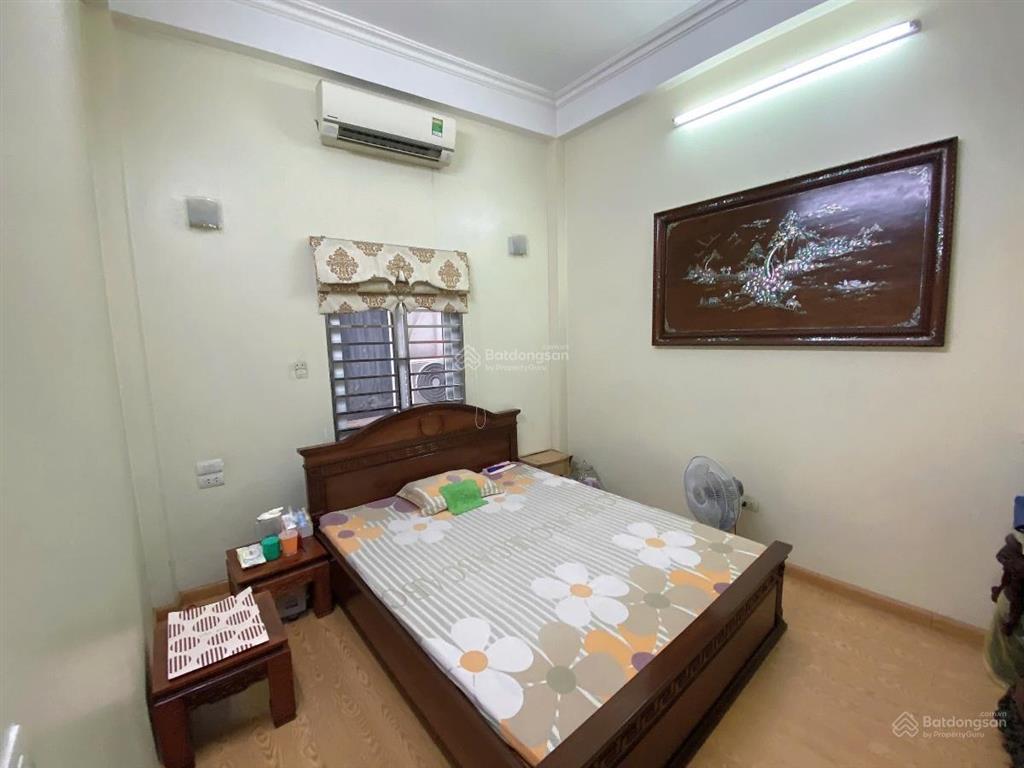Bán biệt thự  nam trung yên 70m2 5 tầng, vị trí cực đẹp vỉa hè rộng  ở kinh doanh và đỉnh cao