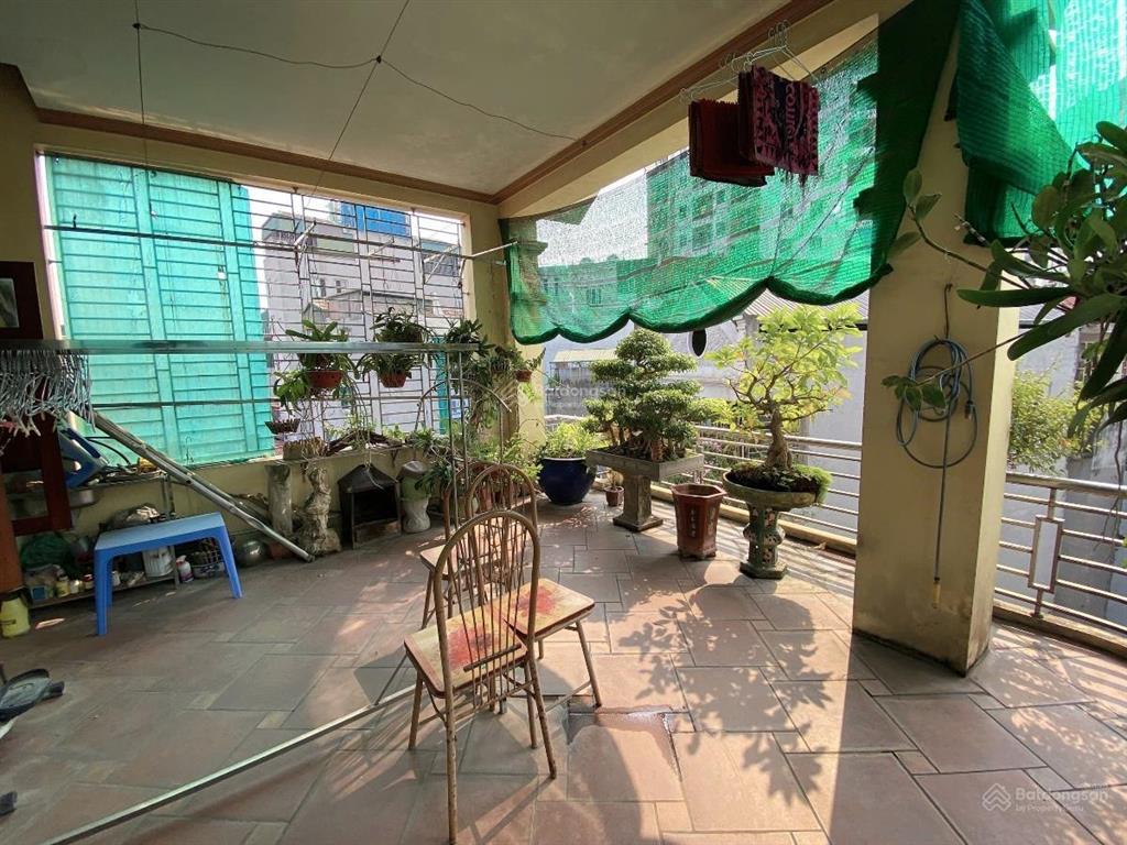 Bán biệt thự  nam trung yên 70m2 5 tầng, vị trí cực đẹp vỉa hè rộng  ở kinh doanh và đỉnh cao