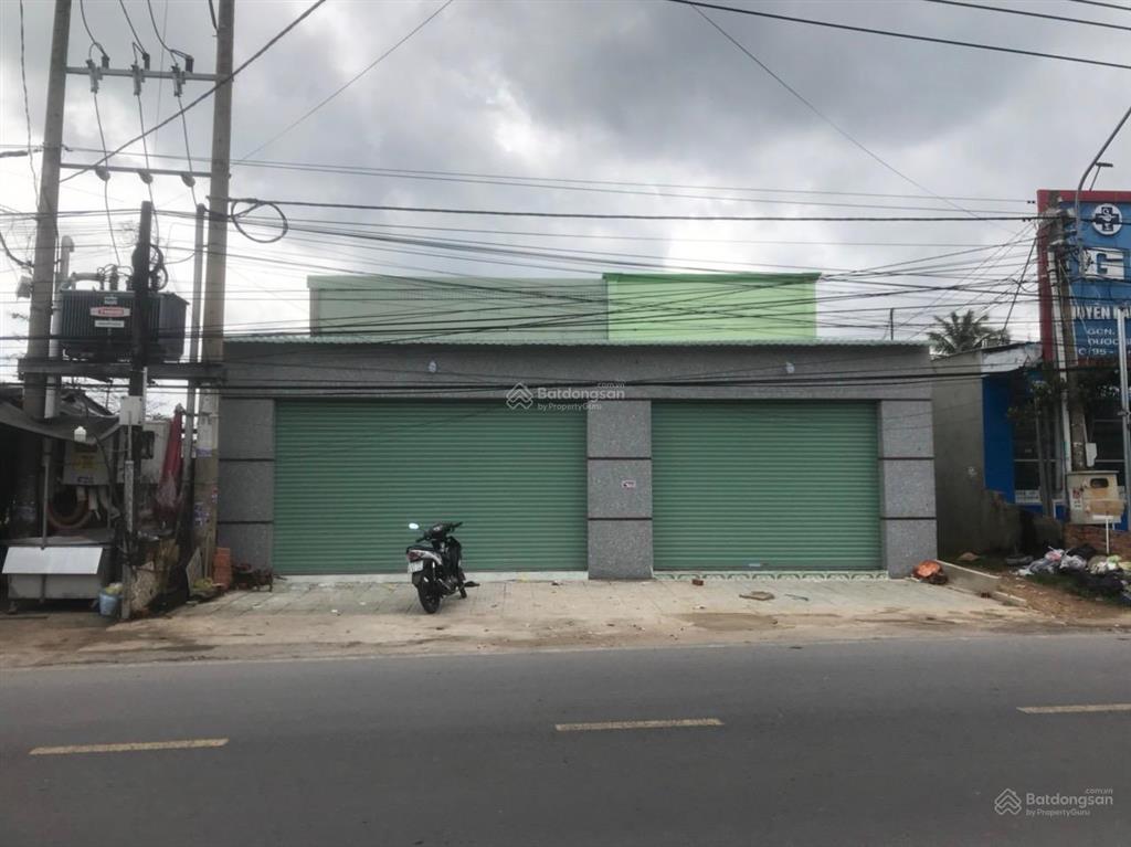 Em còn vài lô mặt tiền hùng vương xã phú đông, giá tốt cho anh chị đầu tư