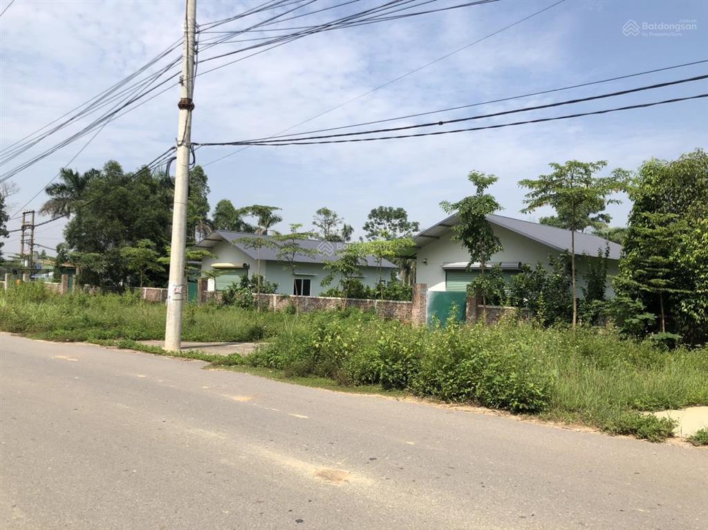 Cho thuê kiot, cửa hàng cạnh hồ đại lải, đối diện flamigo  giá thuê chuẩn 5tr/tháng  0904 733 ***