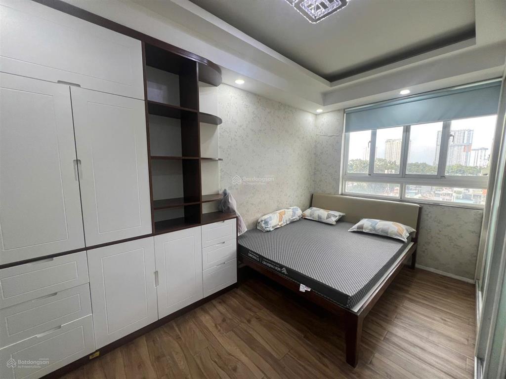 Cho thuê căn hộ hùng vương plaza 3pn 3wc giá 22tr/tháng, có suất đậu xe hơi