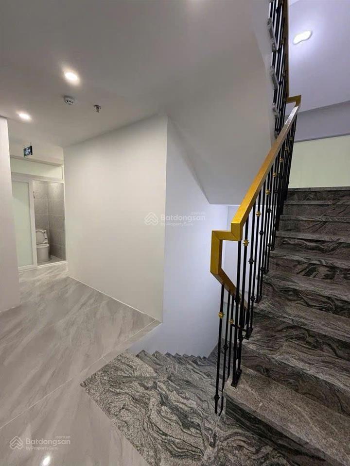 Bán tòa building văn phòng lê đức thọ, 11 tầng, dòng tiền 2.5 tỷ/năm 69 tỷ